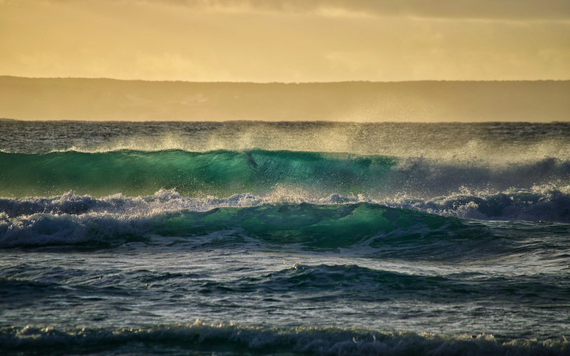 TRAVELLING IN WESTERN AUSTRALIA